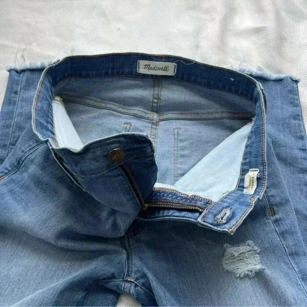 Madewell 9" High-Rise Skinny Jeans in Ontario Wash: Distressed-Hem Editi… - Picture 10 of 10